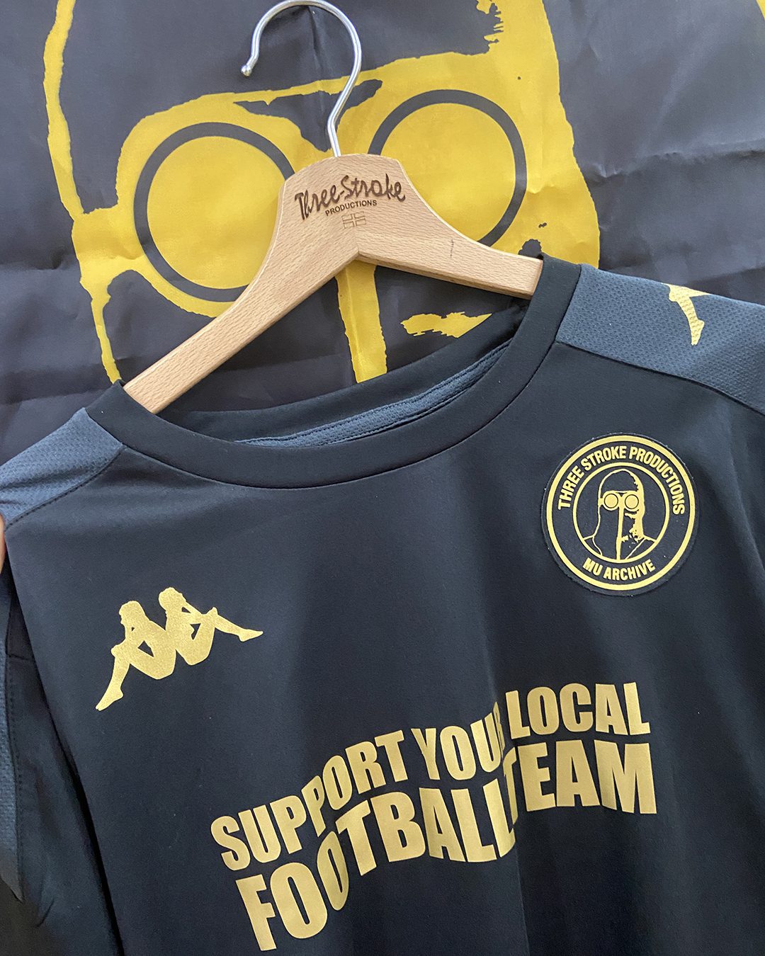 Three Stroke – T.Shirt Cheeky Boy Football Club